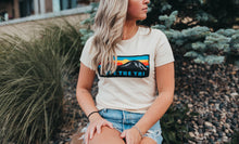 Load image into Gallery viewer, *SALE* Women&#39;s Sunset tee in cream
